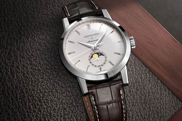 浪琴手表外觀怎樣保養？（浪琴手表外觀保養方法）