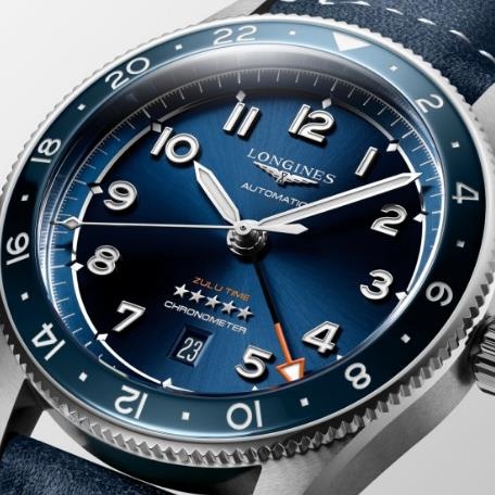 手表內(nèi)有霧氣處理方法(了解正常現(xiàn)象與應(yīng)對技巧)(圖) 手表內(nèi)有霧氣處理方法(了解正常現(xiàn)象與應(yīng)對技巧)(圖)