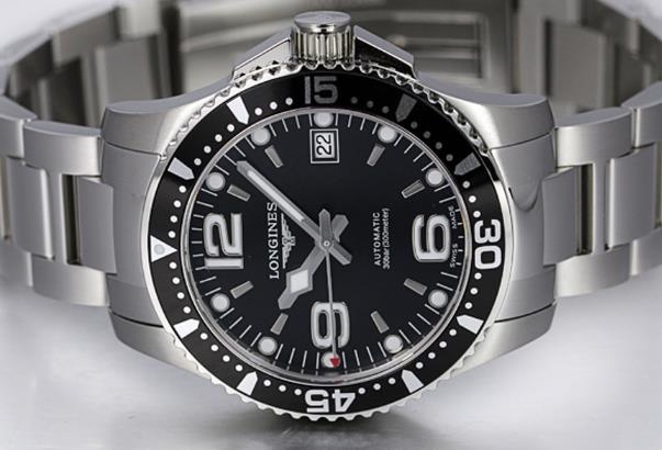 揭秘!浪琴手表表帶掉色?輕松幾步恢復如新(圖) 揭秘!浪琴手表表帶掉色?輕松幾步恢復如新(圖)