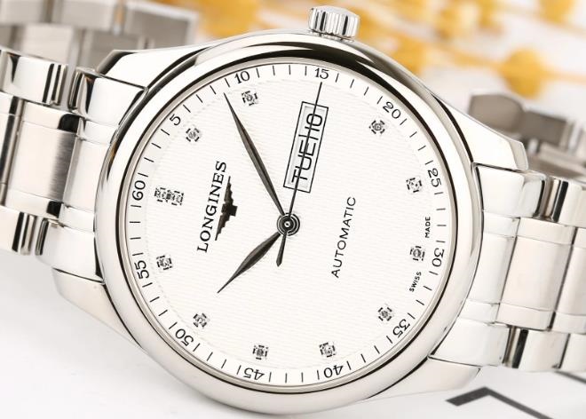 浪琴腕表表針變色解決技巧盤點(diǎn)(保養(yǎng)與修復(fù)方法詳解)(圖) 浪琴腕表表針變色解決技巧盤點(diǎn)(保養(yǎng)與修復(fù)方法詳解)(圖)