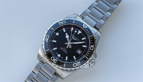 浪琴腕表機芯里面有劃痕解決辦法盤點（圖）